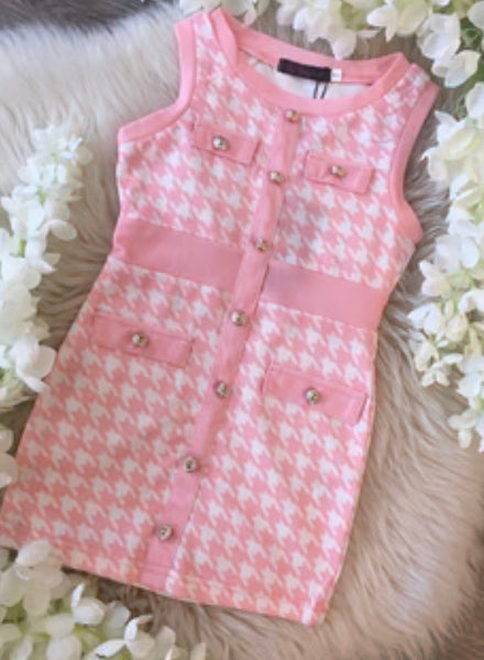 Pink fitted dogtooth dress