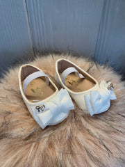 White bow soft sole shoes