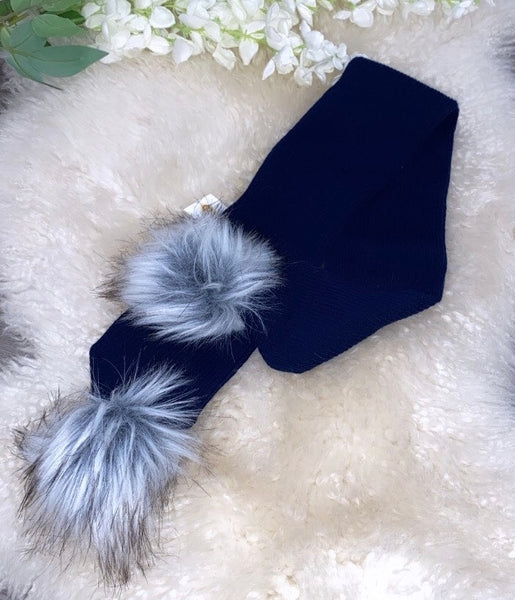 Navy blue knitted scarf with grey pom
